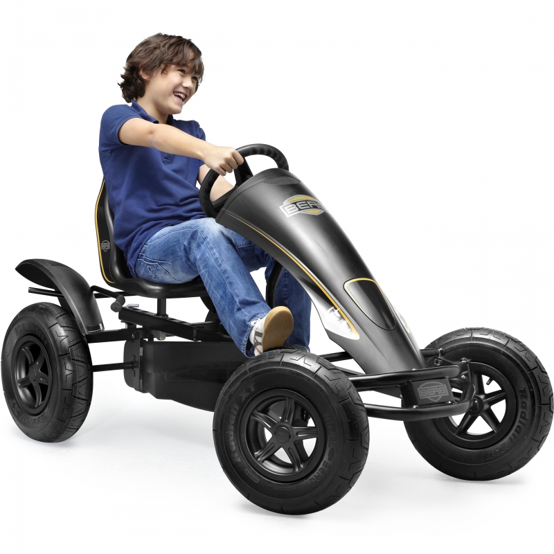 BERG Pedal Gokart XL Black Edition BFR pripučiami ratai nuo 5/6 metų iki 100 kg